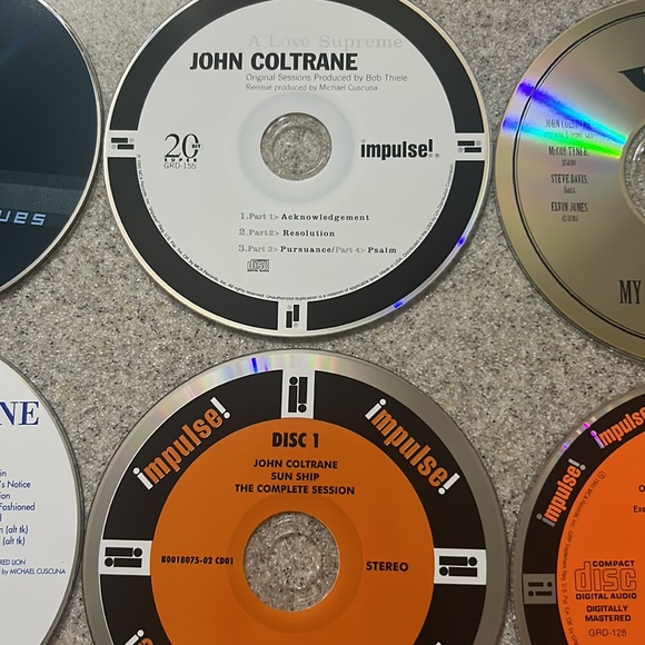 Used Pioneer 6 disk cartridge Model PRW 1141. Comes with 6 John Coltrane CD’s. - Picture 5 of 6